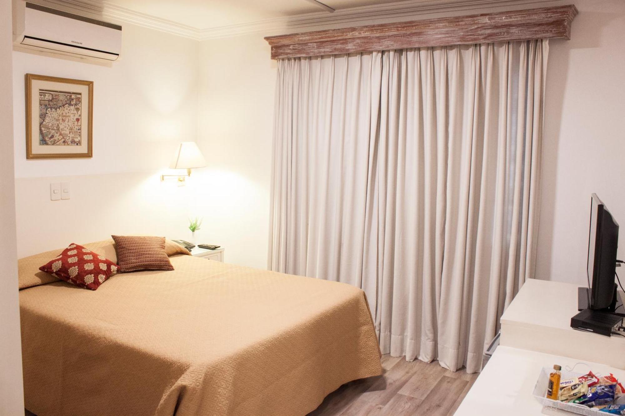Hotel Cecilia Asuncion Szoba fotó