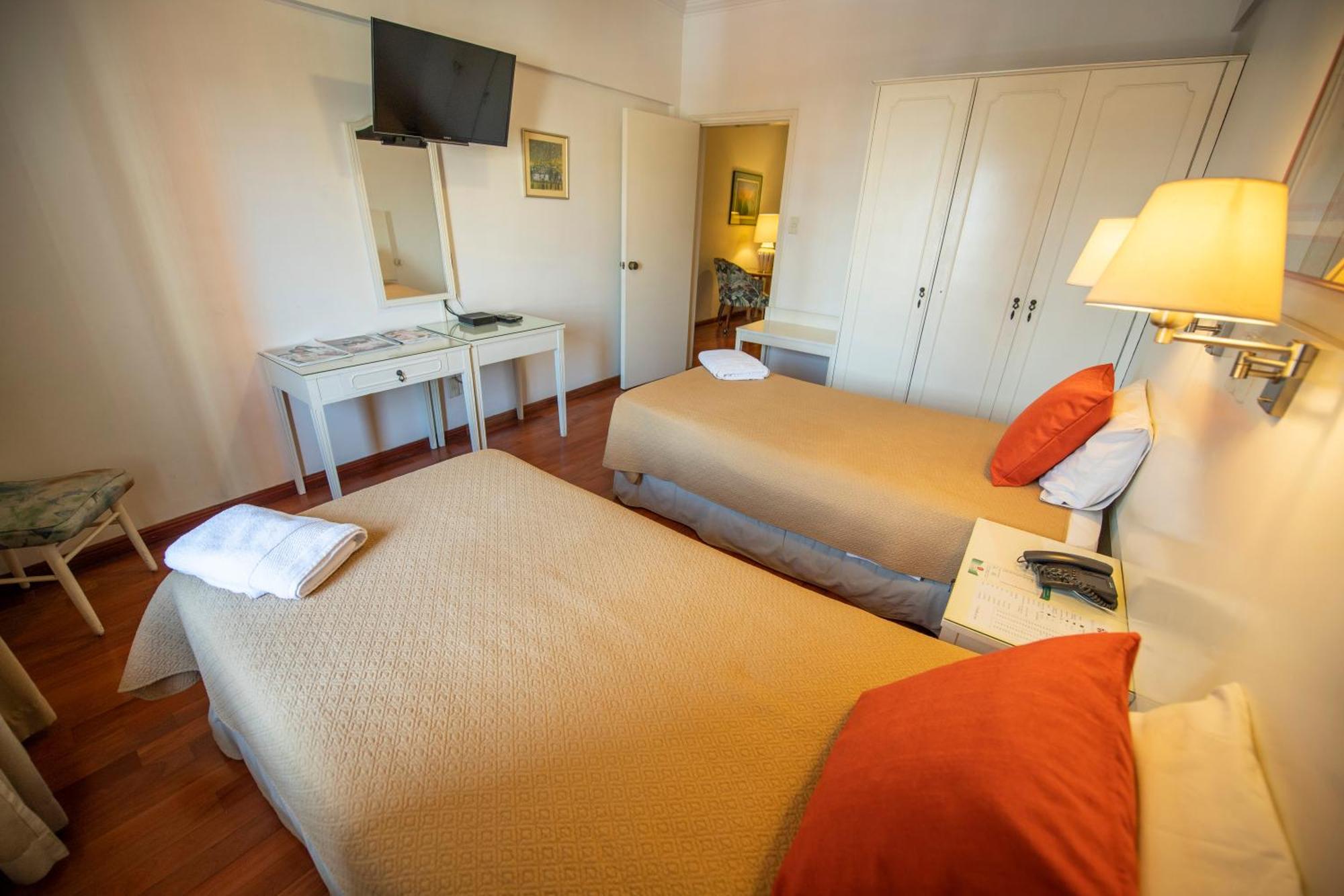Hotel Cecilia Asuncion Szoba fotó
